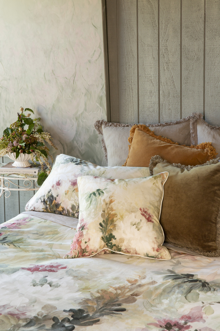 MM Linen - Giverny Duvet Set and Cushion image 2